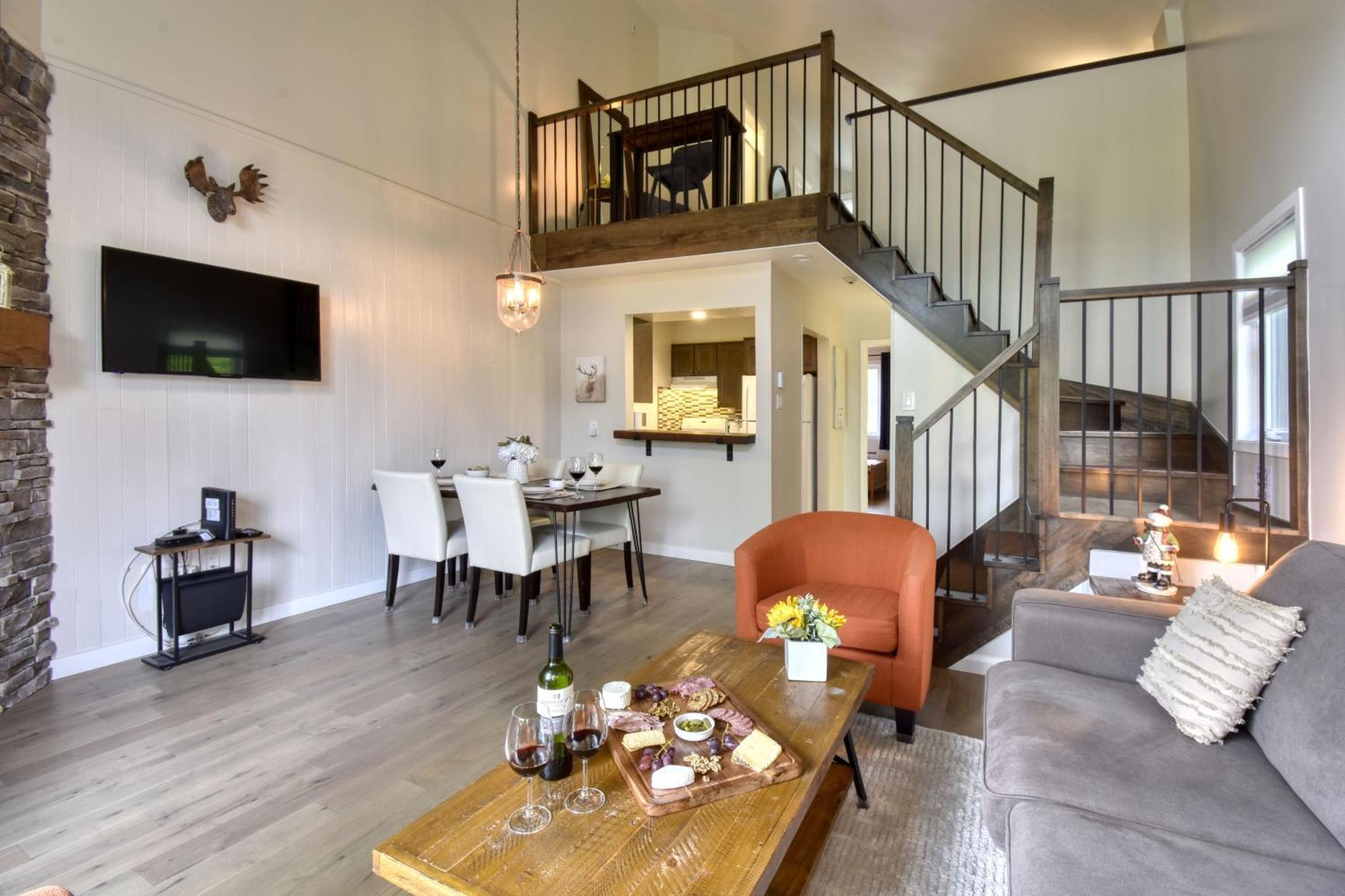 Stunning Condo - View On Lake Tremblant & Mountain Mont-Tremblant Exterior photo