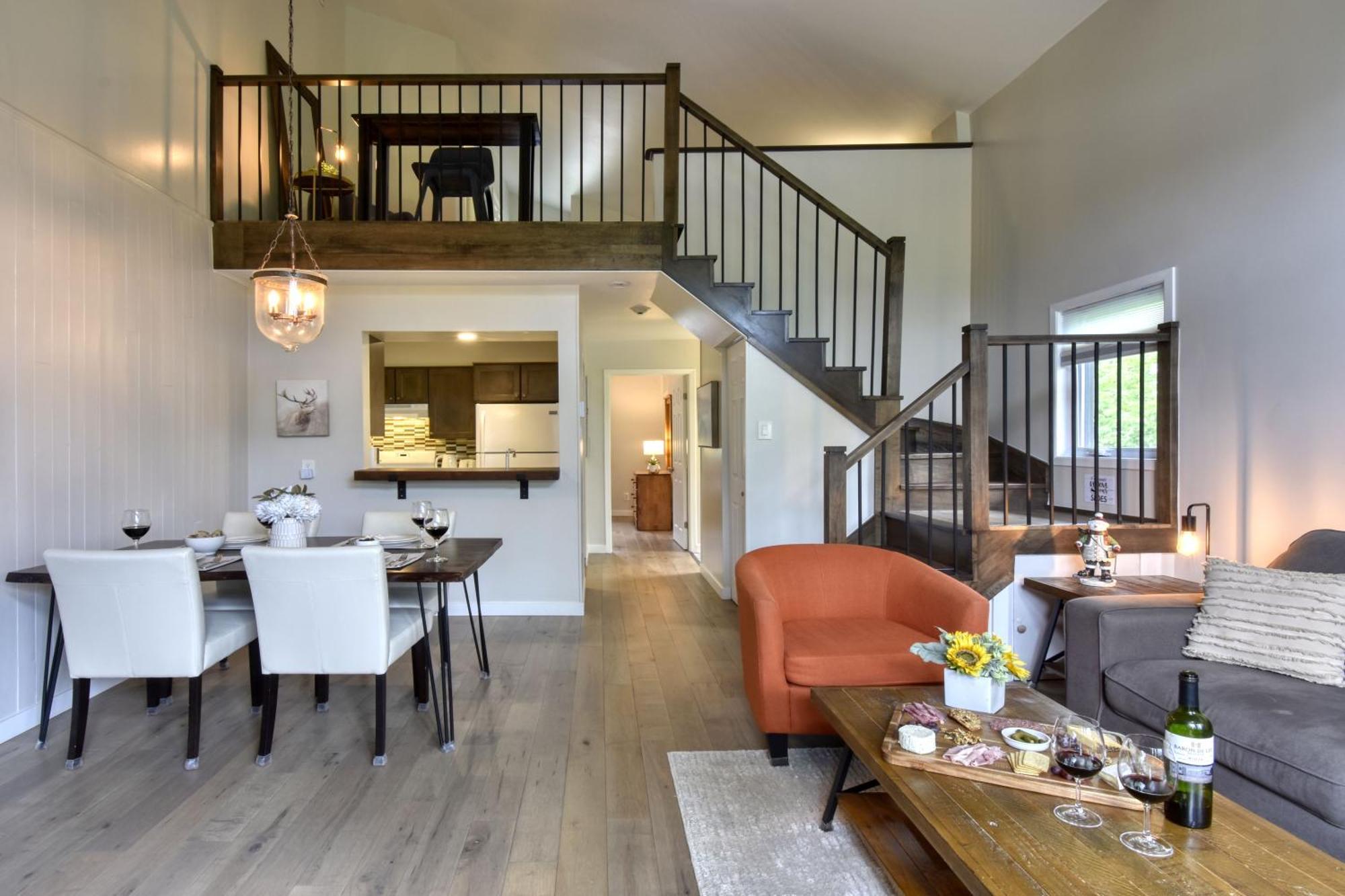 Stunning Condo - View On Lake Tremblant & Mountain Mont-Tremblant Exterior photo