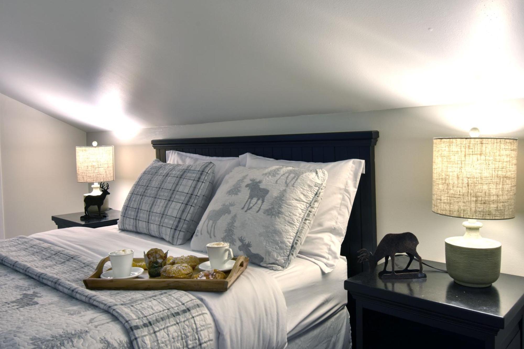 Stunning Condo - View On Lake Tremblant & Mountain Mont-Tremblant Exterior photo